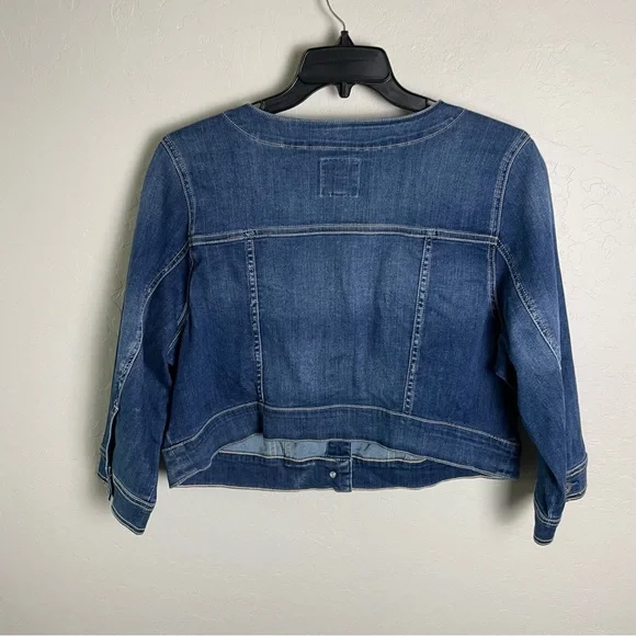 ❌SOLD Torrid Denim Crop Collarless Jacket 2X NWT 12726818 - Picture 8 of 13